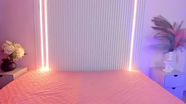 EmilyEvans7 online show from 02/04/26, 03:40