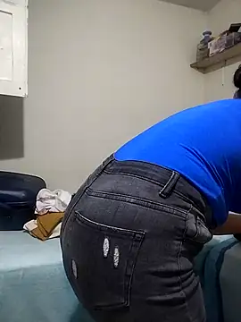 lolo890 online show from 04/15/26, 10:10