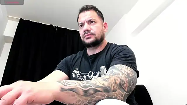 musclemonster31 online show from 12/04/25, 08:39