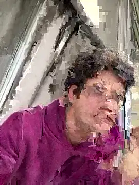 Snapshot of ETHAN_MOORE chatting on 09/16/25, 01:01 ETHAN MOORE online show from 09/16/25, 01:01