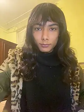 calliemaggotbone online show from 12/16/25, 12:21