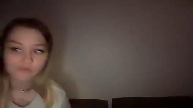 Snapshot of Isabel-Bailey chatting on 12/27/24, 11:10 Isabel-Bailey online show from 12/27/24, 11:10