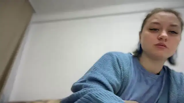 Snapshot of Isabel-Bailey chatting on 10/17/25, 09:06 Isabel-Bailey online show from 10/17/25, 09:06