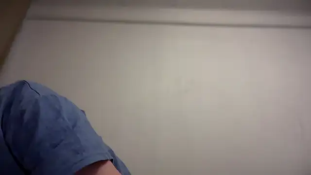 Snapshot of Isabel-Bailey chatting on 10/20/25, 10:10 Isabel-Bailey online show from 10/20/25, 10:10