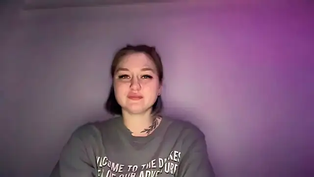 Isabel-Bailey online show from 11/18/25, 09:08