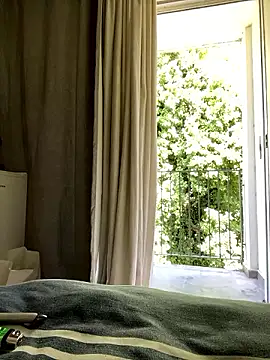 YesTheSexiest online show from 12/07/24, 08:22