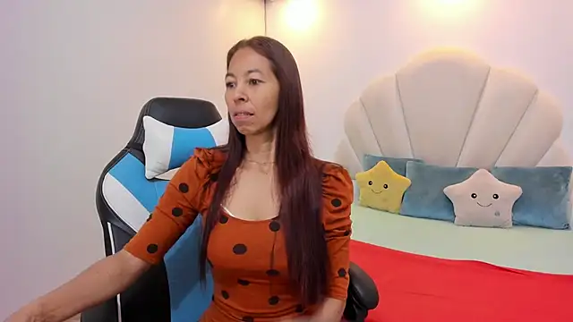 Rosalinda Cortez online show from 09/12/25, 12:38