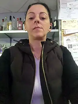 Snapshot of bruneta_sexy23 chatting on 03/17/25, 07:35 bruneta sexy23 online show from 03/17/25, 07:35