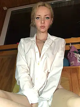 Kristina03 online show from 02/17/25, 10:47