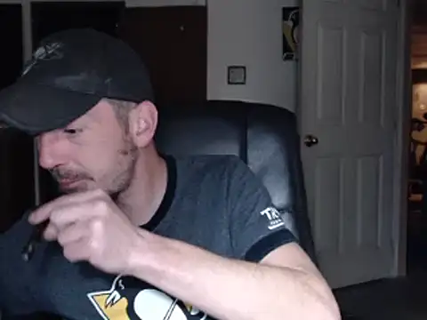 pensguy30 online show from 12/11/24, 02:41