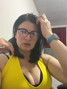 adriana71 online show from 09/17/25, 08:43