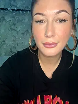 Snapshot of MissyLeeX chatting on 10/04/25, 10:57 MissyLeeX online show from 10/04/25, 10:57