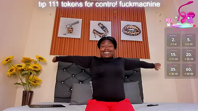 Cristale69 online show from 11/08/25, 03:39