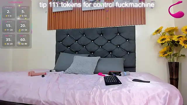 Cristale69 online show from 11/29/25, 03:20