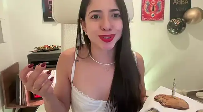 adriana  sosa  online show from 12/21/24, 02:09