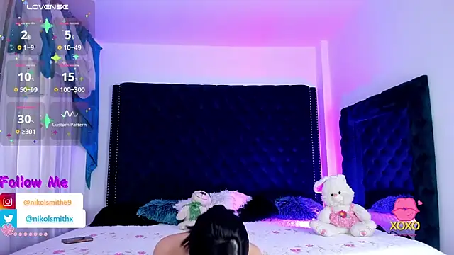 nikolsmithh online show from 12/04/24, 09:35