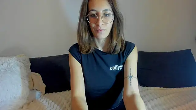 DesireMore90 online show from 02/03/26, 11:10