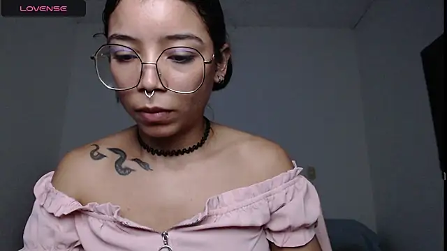 Putaku San online show from 09/12/25, 03:50