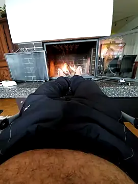 Snapshot of Ettarak chatting on 10/12/25, 03:55 Ettarak online show from 10/12/25, 03:55