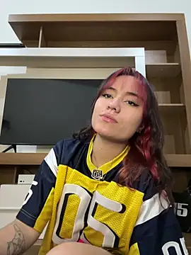 Snapshot of nahia_low chatting on 02/09/25, 04:46 nahia low online show from 02/09/25, 04:46