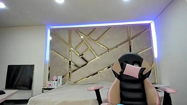 Snapshot of nahia_low chatting on 03/04/25, 03:22 nahia low online show from 03/04/25, 03:22