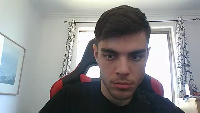 Omarnede online show from 11/09/25, 05:28