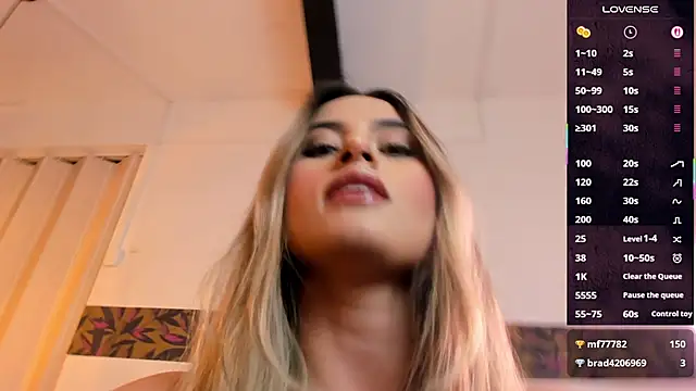 KiaraCarter online show from 11/20/25, 08:41