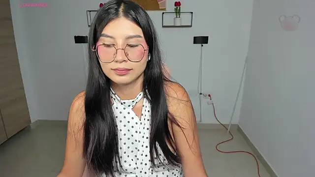 emily villamil online show from 03/09/26, 08:46