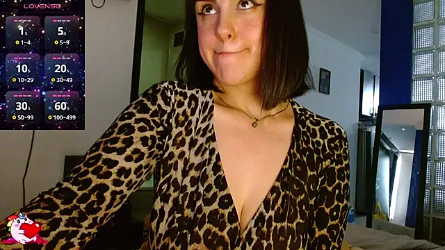 Snapshot of collette_beaufoy_ chatting on 12/12/24, 12:44 collette beaufoy online show from 12/12/24, 12:44