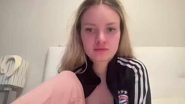 mariemelissah online show from 02/19/25, 10:12