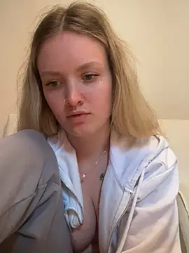 mariemelissah online show from 03/06/25, 11:36