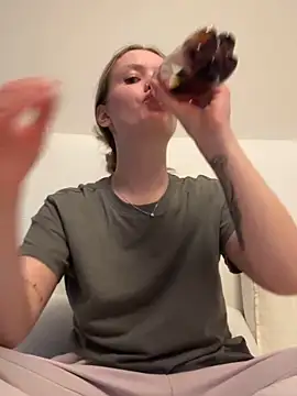 mariemelissah online show from 03/12/25, 06:11