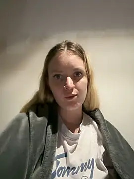 mariemelissah online show from 03/15/25, 07:59