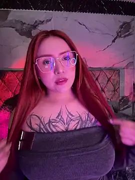 Snapshot of vanesaa_blake chatting on 10/01/25, 02:06 vanesaa blake online show from 10/01/25, 02:06