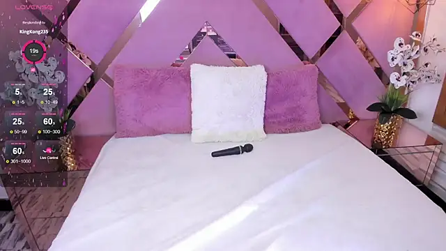 SHANONCLARK online show from 02/21/25, 01:22