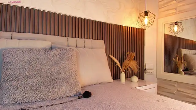 SHANONCLARK online show from 01/10/26, 06:09