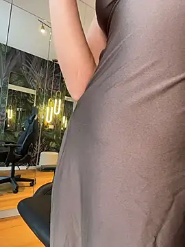 MileySin1111 online show from 04/05/26, 12:02