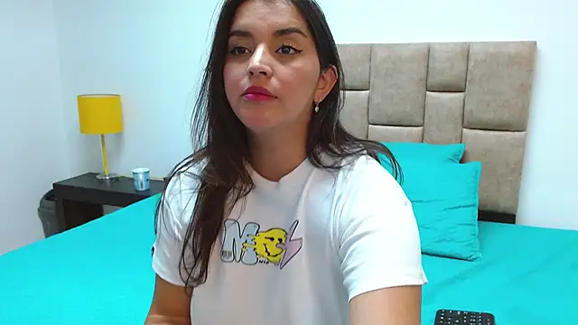 RubyReyes online show from 09/18/25, 03:03