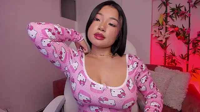 Lulu Sakura  online show from 01/05/25, 01:56