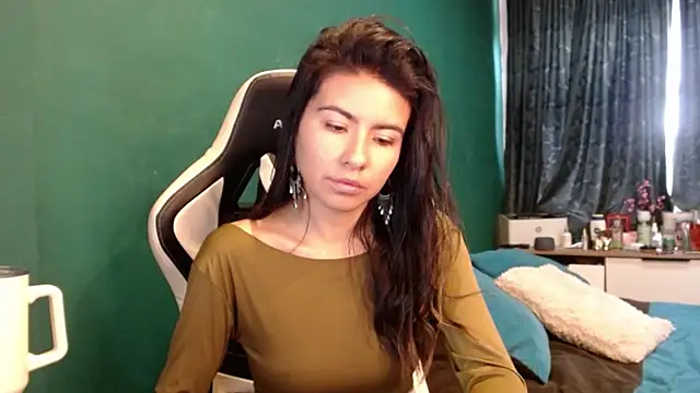 alice middlee online show from 04/06/26, 01:12