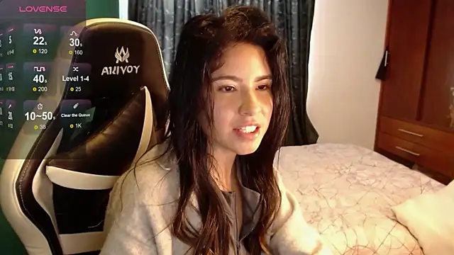 Snapshot of alice_middlee chatting on 05/11/26, 04:59 alice middlee online show from 05/11/26, 04:59