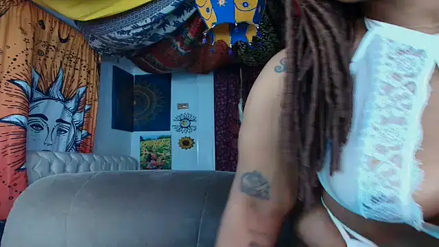 ElizaGrey  online show from 02/18/26, 11:06