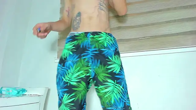 enjoy hotparty online show from 01/05/26, 06:44