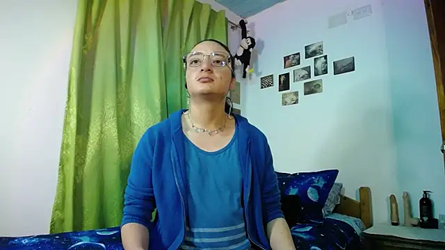 monkeywillwhite online show from 10/27/25, 12:26