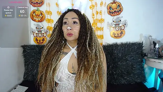 luna sofia69 online show from 10/08/25, 11:41