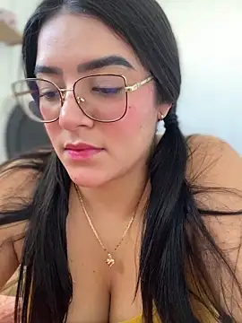 Lia flowers online show from 01/26/25, 08:56