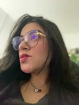 Lia flowers online show from 02/20/25, 03:01