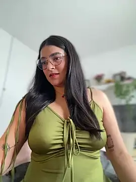 Lia flowers online show from 02/23/25, 08:33