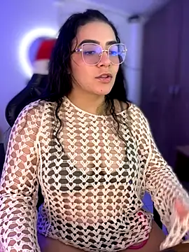 Lia flowers online show from 12/01/25, 01:43