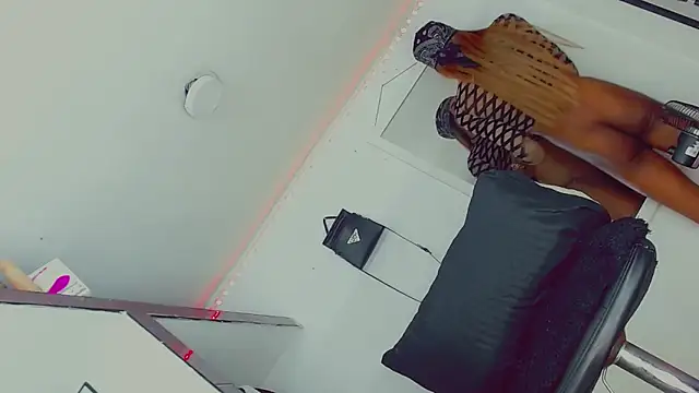 candy kendall online show from 02/22/25, 02:50